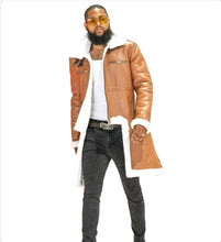 Load image into Gallery viewer, Shearling Coat
