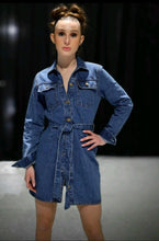Load image into Gallery viewer, Women's Denim Shirt Dress With Belt