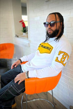 Load image into Gallery viewer, ME Classic Crew