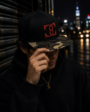 Load image into Gallery viewer, MarkEsric Logo Snap Back Hat
