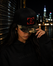 Load image into Gallery viewer, MarkEsric Logo Snap Back Hat

